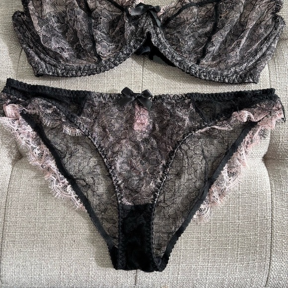 AGENT PROVOCATEUR Ariel Lace Bra & Underwear Set 36E, 4 (L) - Picture 7 of 12
